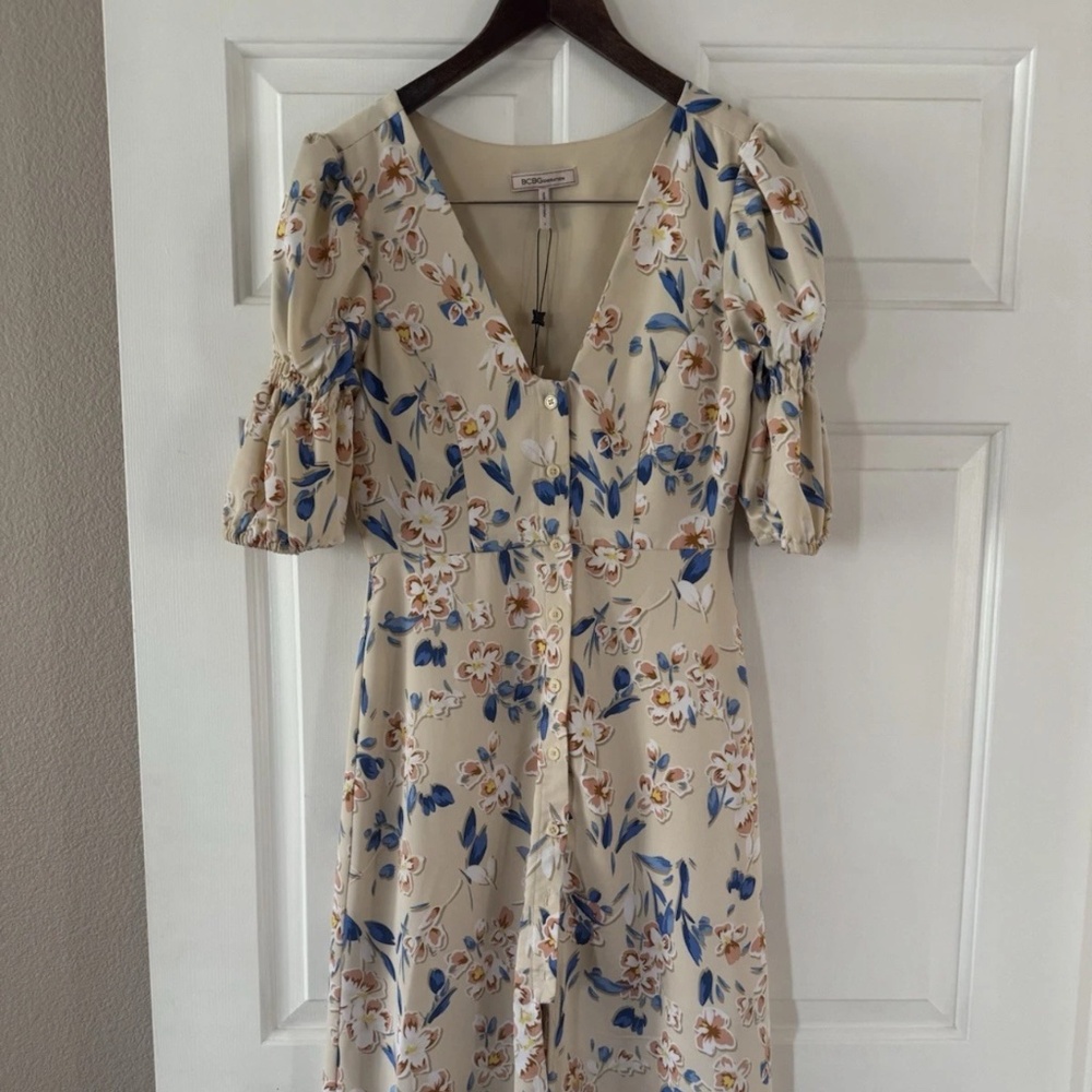 NWT BCBGenetation Puff Sleeve Floral Print Dress